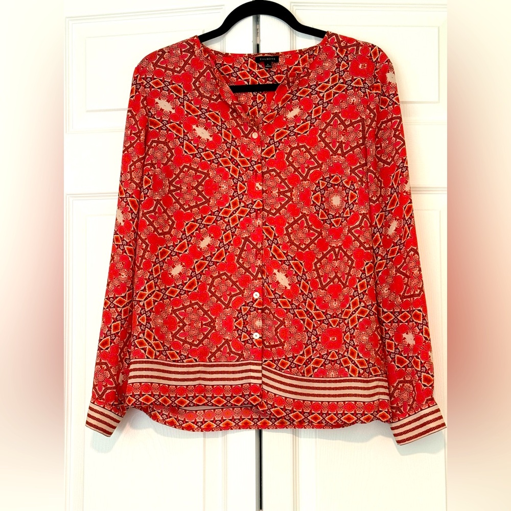 Talbots Geometric Print Design Button Down Blouse. Size Small